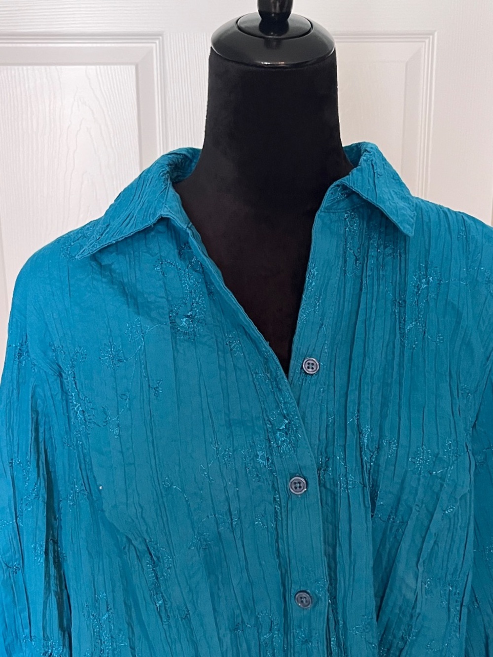 CJ Banks Bright Teal 3/4 Sleeve Shimmer Button Front Blouse 1X - Picture 6 of 11